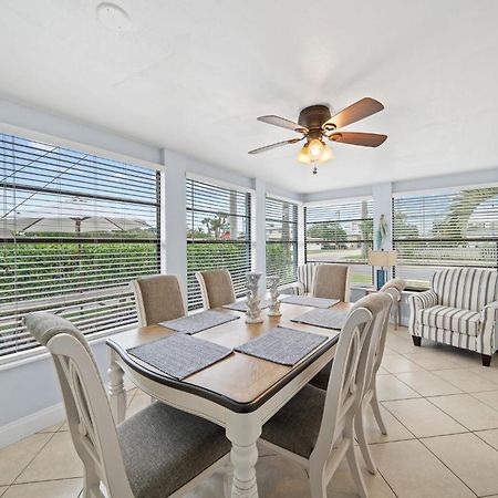 Downtown Cottage - Walk To The Beach & Restaurants Cocoa Beach Exterior photo